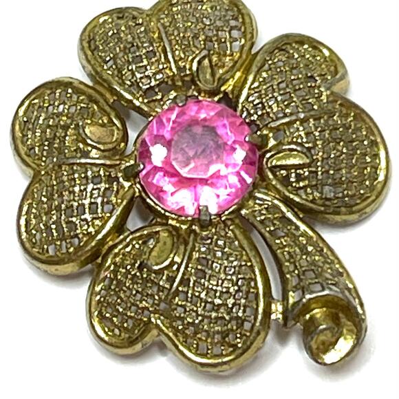 VINTAGE Brooch Signed LM LITTLE NEMO Pink Rhinestone Vtg Jewelry Pin A16 - Picture 1 of 4
